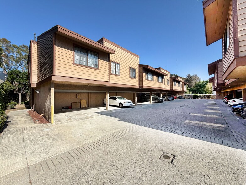 More Photos Of 314 Lincoln Ave, Glendale Apartments For Sale