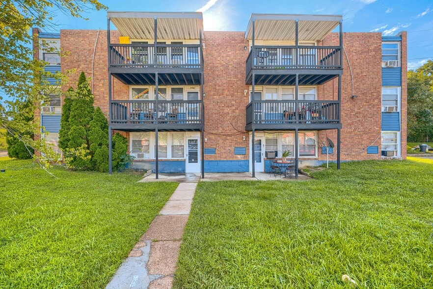 More Photos Of 5461 Cedonia Ave, Baltimore Apartments For Sale