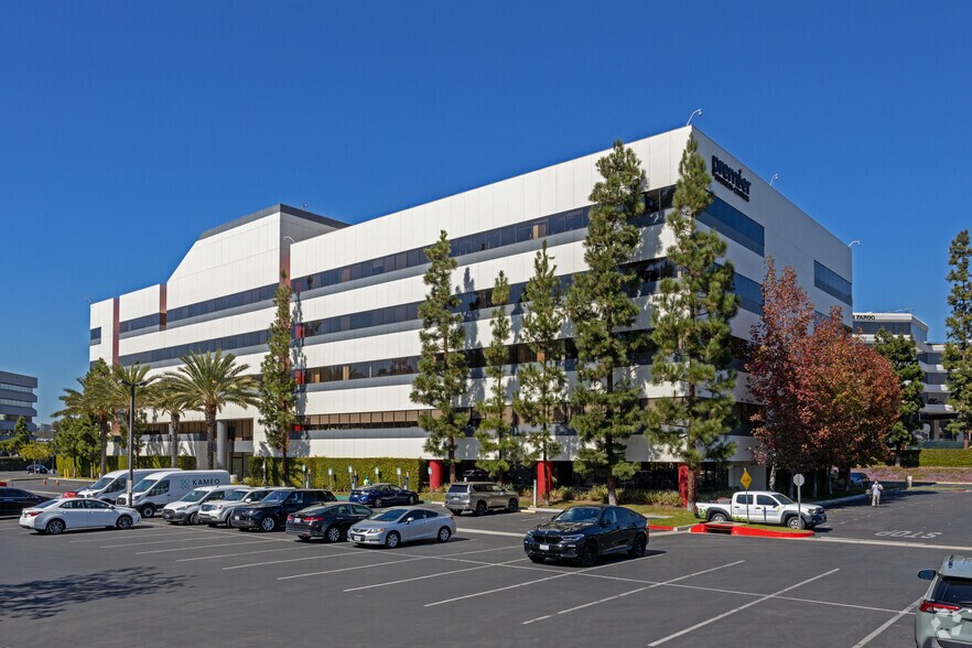 More Photos Of 1500 Rosecrans Ave, Manhattan Beach Office For Lease