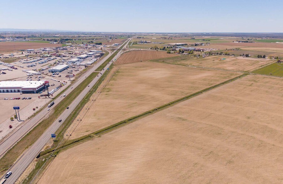More Photos Of S 45th W, Idaho Falls Warehouse For Lease