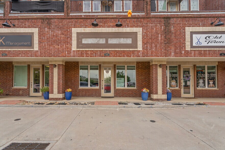 Primary Photo Of 251 S Mill St, Lewisville Apartments For Sale