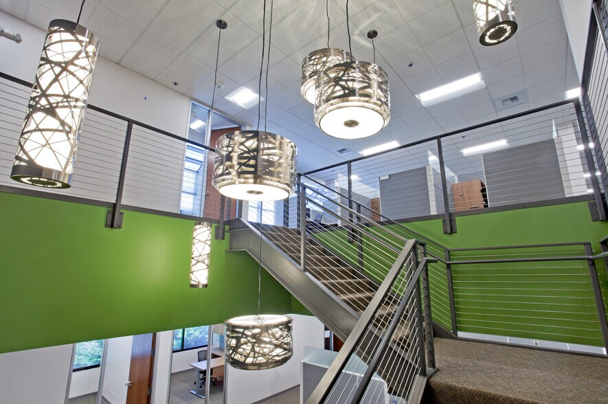 More Photos Of 8950 Cal Center Dr, Sacramento Unknown For Lease