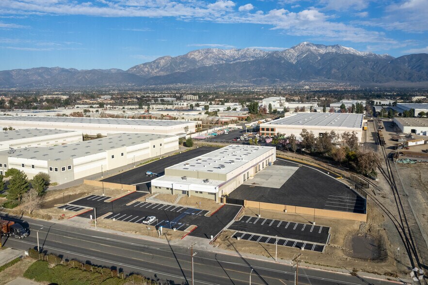 More Photos Of 11266 Jersey Blvd, Rancho Cucamonga Warehouse For Lease