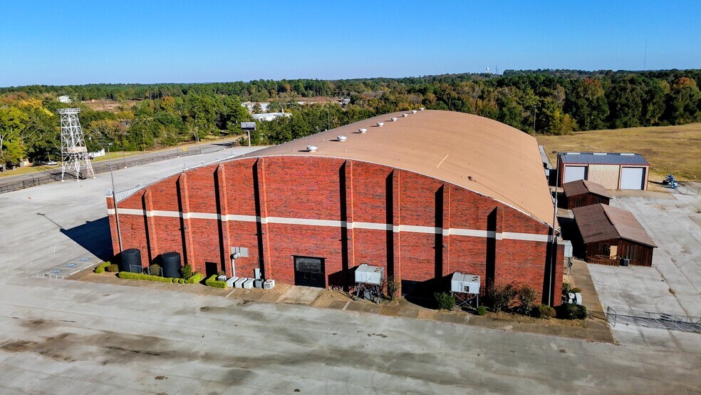 More Photos Of 10408 State Highway 64 E, Tyler Theater Concert Hall For Sale