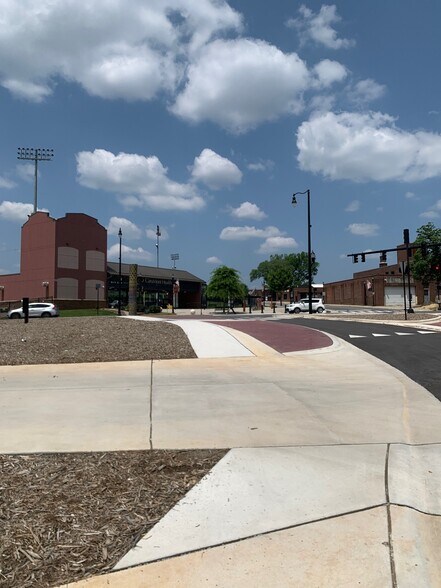 More Photos Of 201-207 S Trenton St, Gastonia Office For Sale