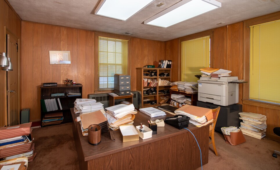More Photos Of 13 S 6th St, New Bedford Office For Sale