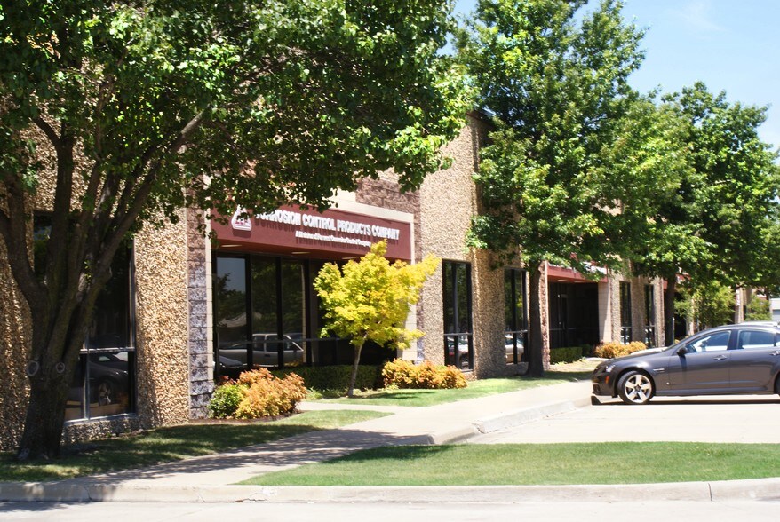 More Photos Of 3148 S 108th East Ave, Tulsa Light Distribution For Lease