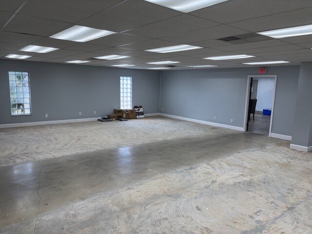 More Photos Of 2760 Business Center Blvd, Melbourne Warehouse For Sale