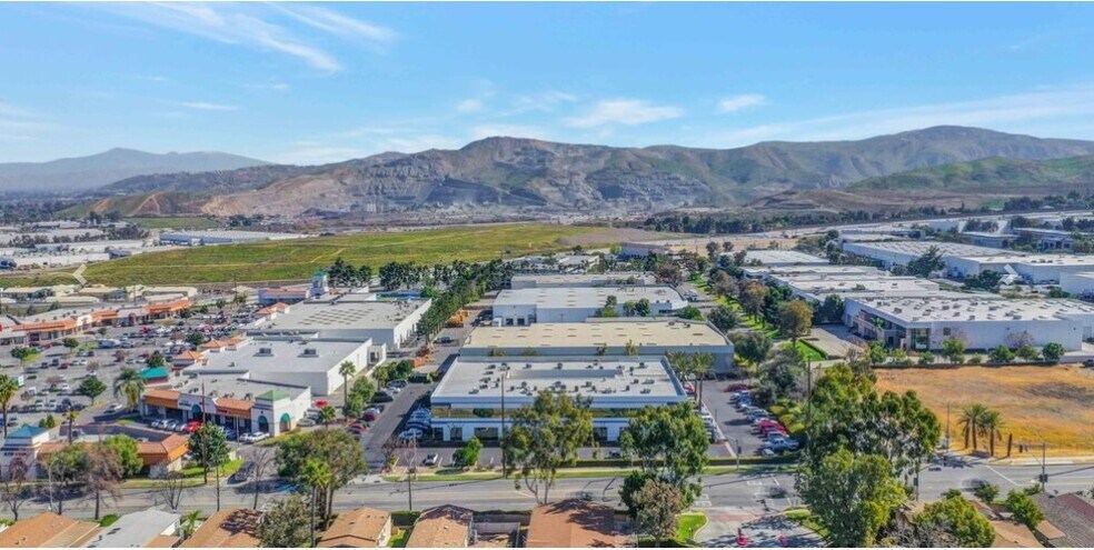 More Photos Of 1101 California Ave, Corona Office For Lease