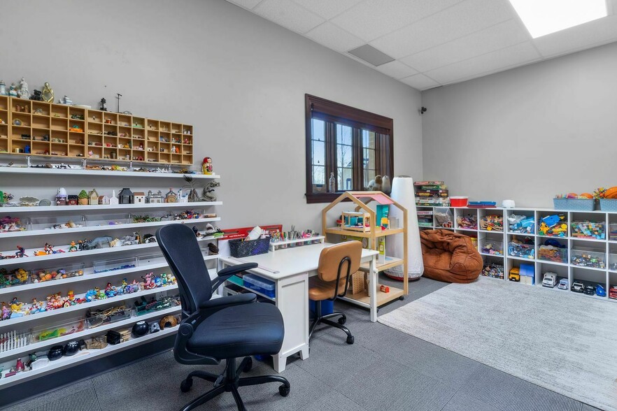 More Photos Of 695 Pro Med Ln, Carmel Medical For Sale