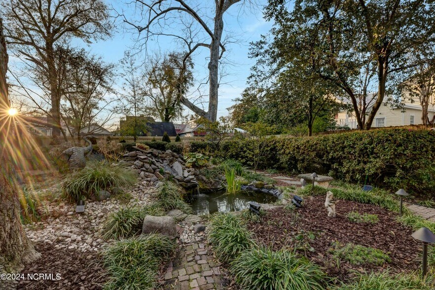 More Photos Of 412 S 3rd St, Wilmington Hospitality For Sale