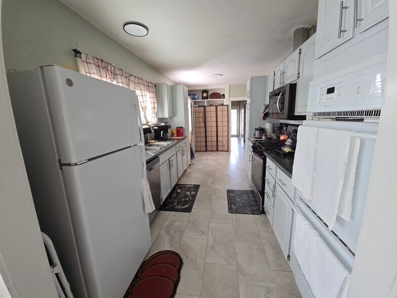 More Photos Of 5985 Monterey Frontage Rd, Gilroy Land For Sale