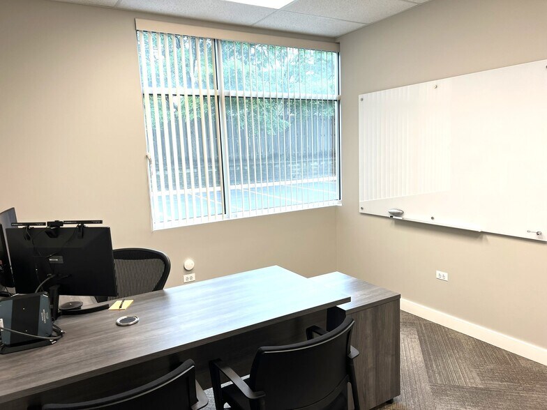 More Photos Of 1256 Waterford Dr, Aurora Medical For Sale