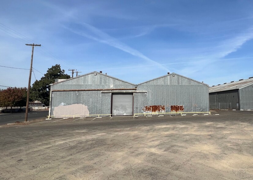 More Photos Of 492 S Golden State Blvd, Turlock Warehouse For Sale
