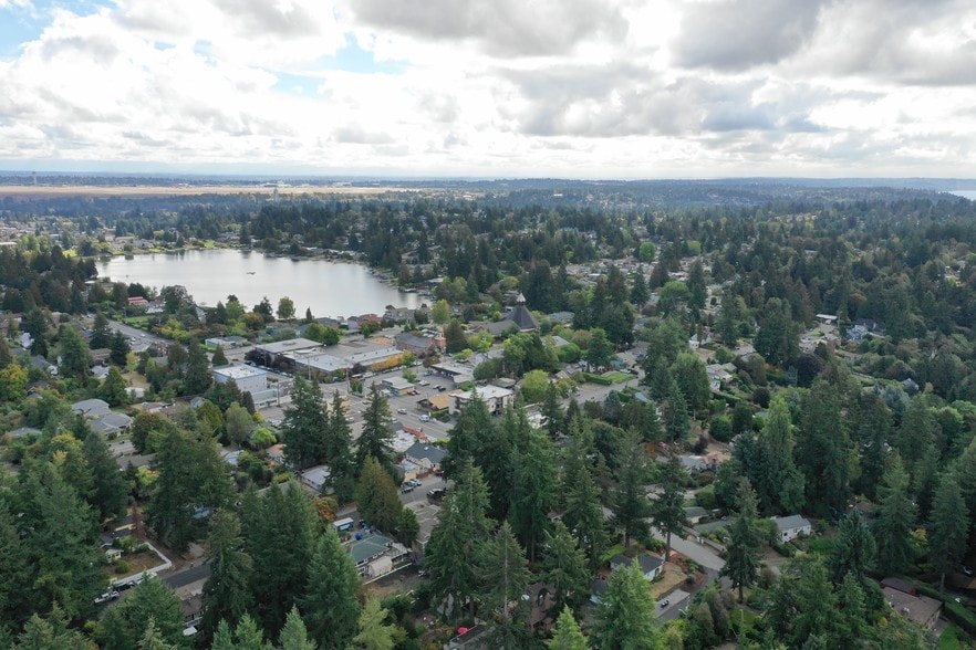 More Photos Of 2108 SW 152nd St, Burien Office For Lease