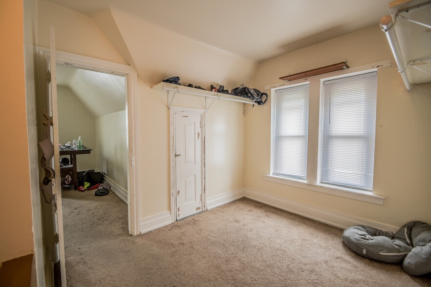 More Photos Of 1 S Main St, Richlandtown Apartments For Sale