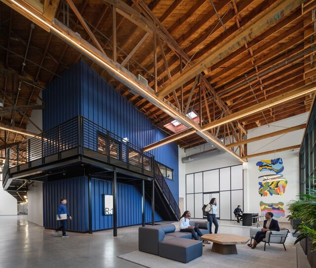 More Photos Of 6401 Hollis St, Emeryville Research And Development For Lease