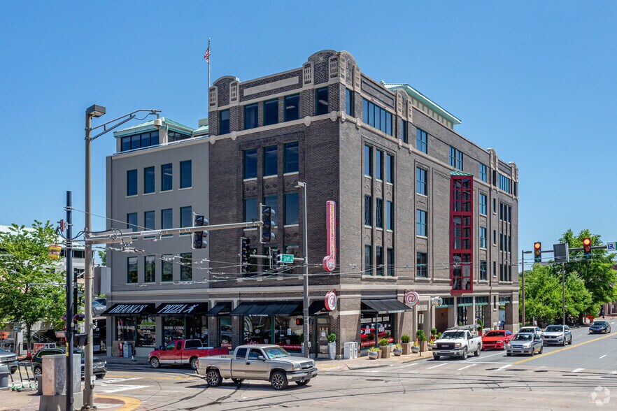Primary Photo Of 201 E Markham St, Little Rock Office For Lease
