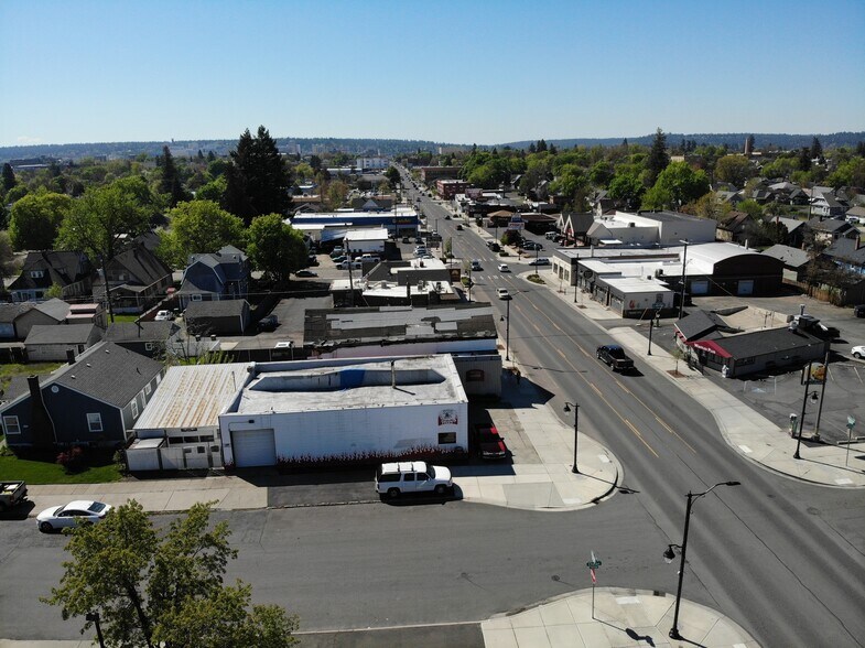 More Photos Of 2624 N Monroe St, Spokane Auto Repair For Sale