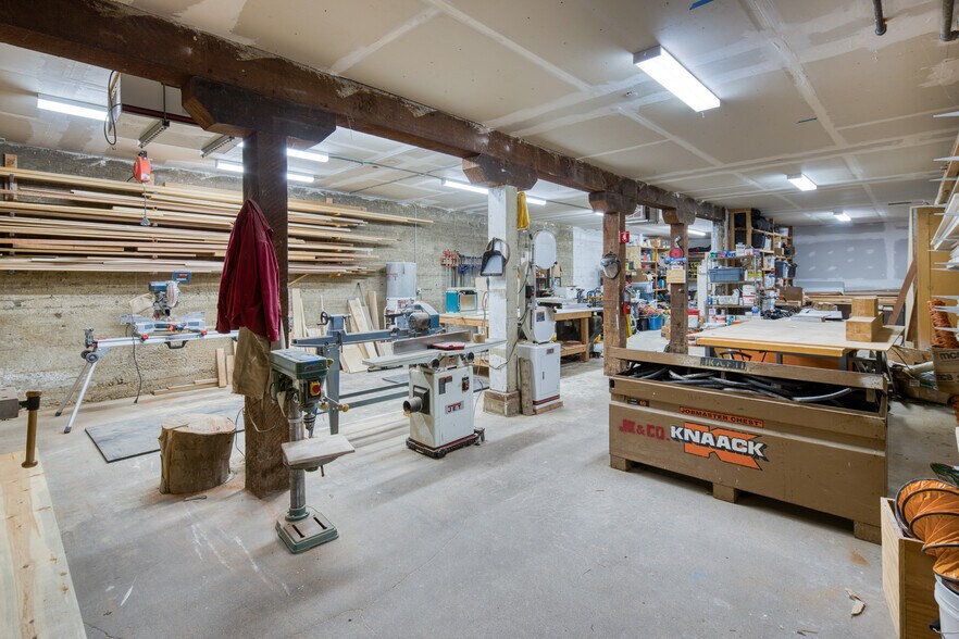 More Photos Of 882-886 Geary St, San Francisco Office For Sale