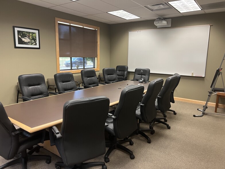 More Photos Of 831 O'Hare Pky, Medford Medical For Lease