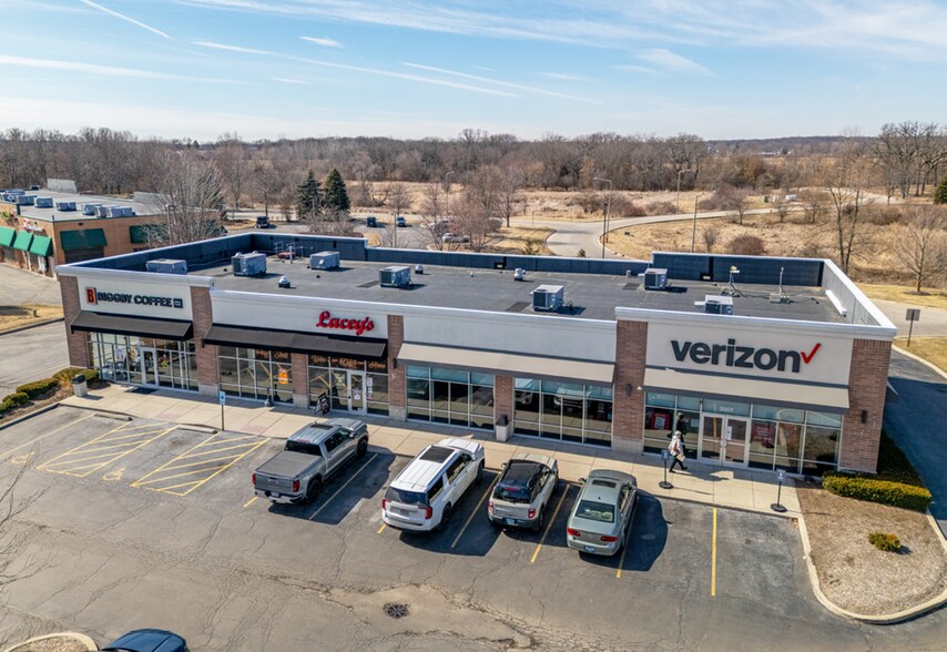 More Photos Of 3501-3525 Diamond Dr, McHenry General Retail For Sale