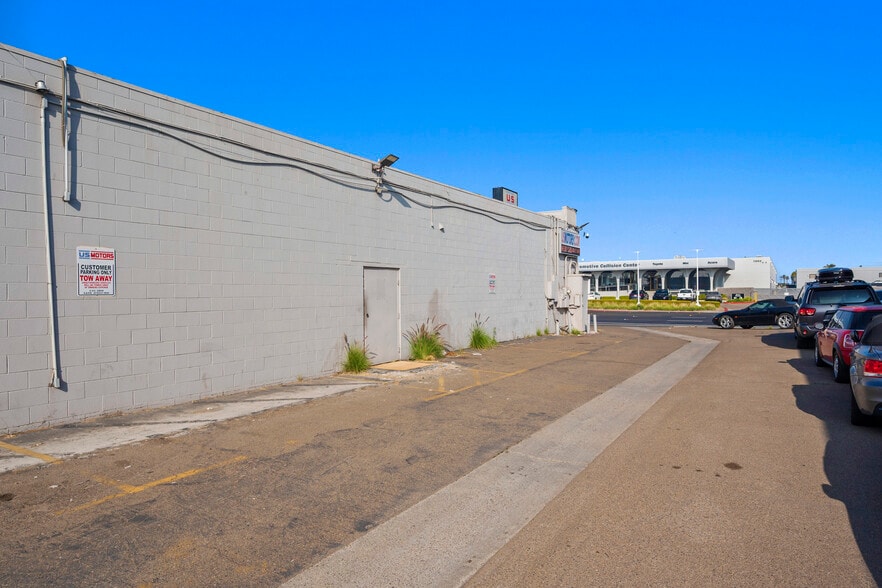 More Photos Of 7865 Balboa Ave, San Diego Freestanding For Lease