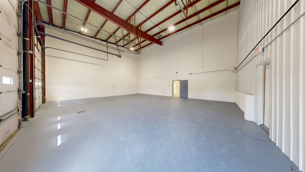 More Photos Of 53 Portside Dr, Bourne Unknown For Lease