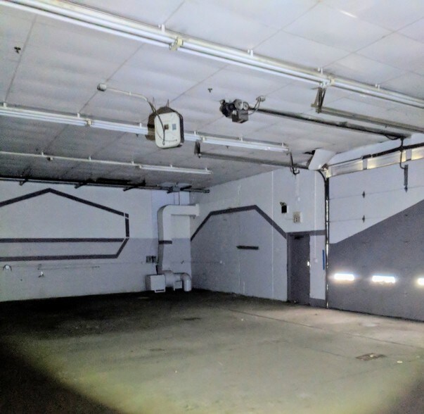 More Photos Of 3250-3270 Lincoln Hwy, Park Forest Freestanding For Sale