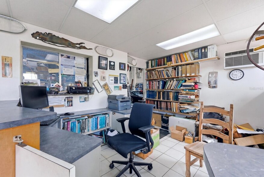 More Photos Of 629 E Venice Ave, Venice Auto Repair For Sale