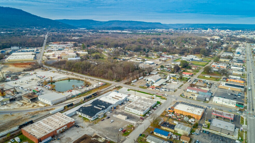 More Photos Of 3707 Calhoun Ave, Chattanooga Warehouse For Lease