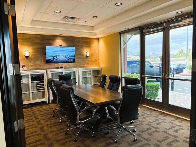 More Photos Of 5915 Edmond St, Las Vegas Office For Sale