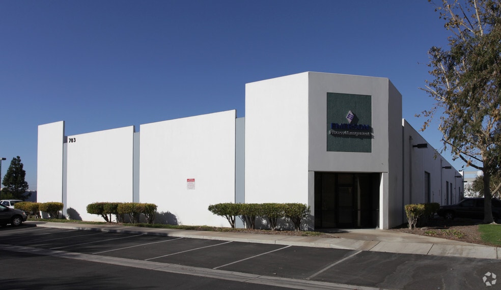 More Photos Of 783 Palmyrita Ave, Riverside Light Manufacturing For Lease