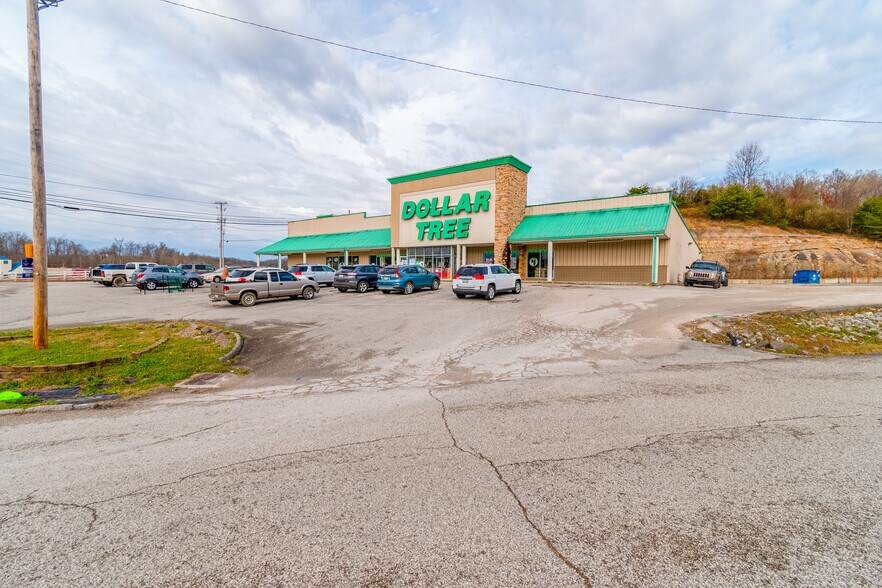 More Photos Of 1059 Cedar Knoll Dr, Ashland Freestanding For Lease