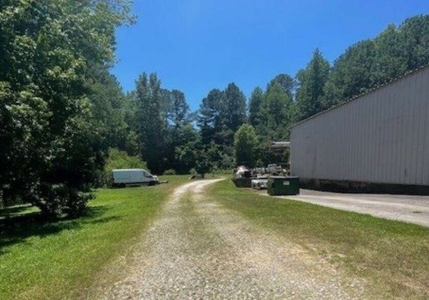 More Photos Of 8290 Lee Rd, Lithia Springs Manufacturing For Sale