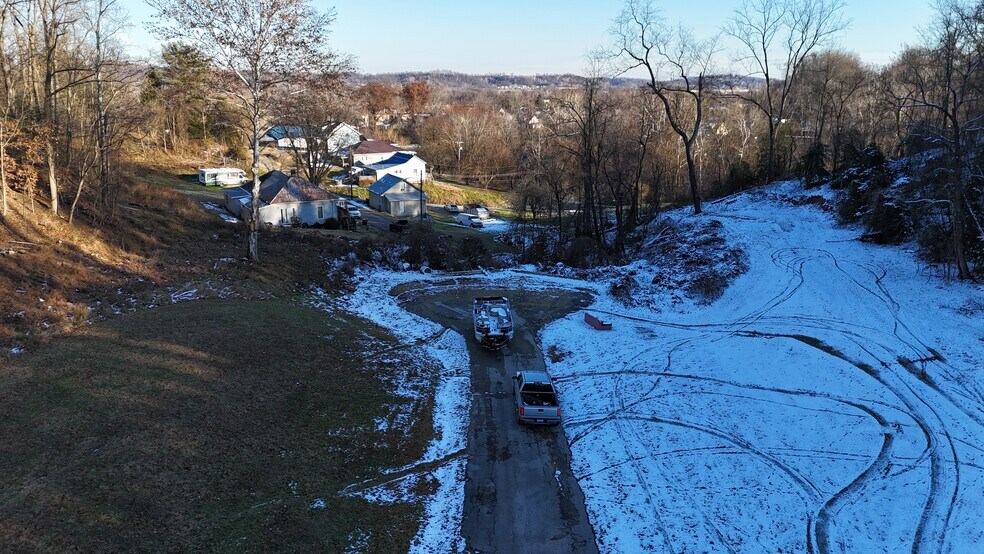 More Photos Of 751 Hunt St, Ashland Apartments For Sale