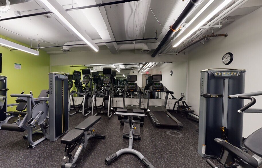 More Photos Of 205 Van Buren St, Herndon Office For Lease