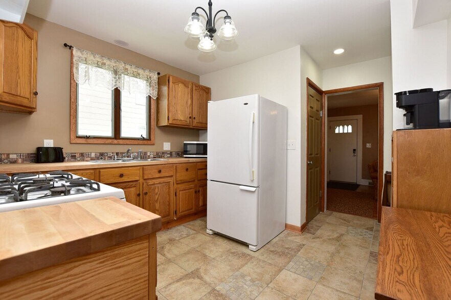 More Photos Of , Johnson City Specialty For Sale