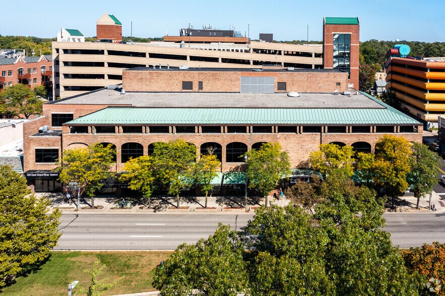 More Photos Of 333 E Grand River Ave, East Lansing Office For Lease