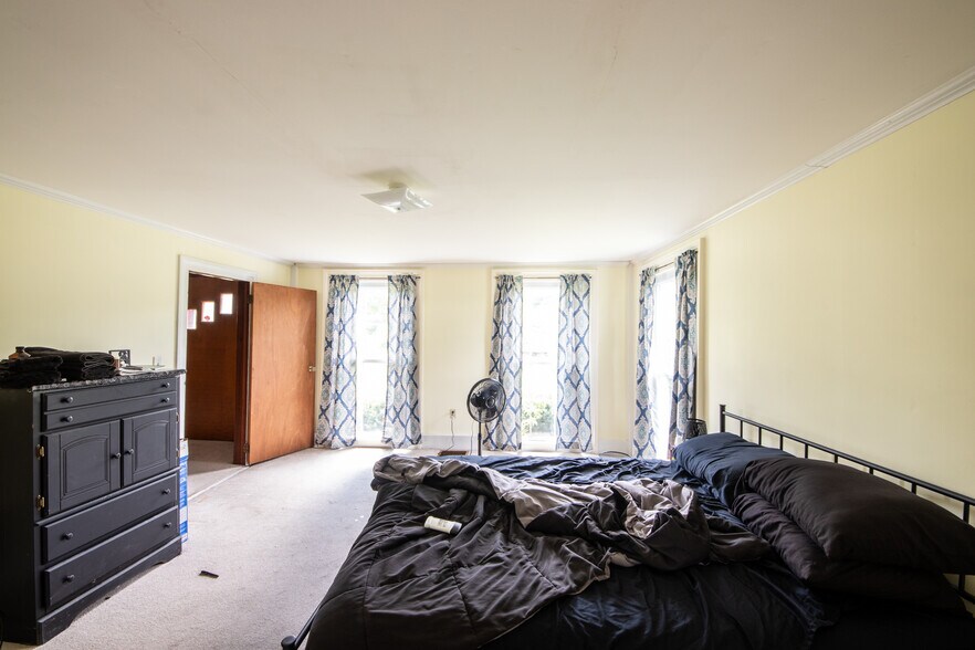 More Photos Of 571 Southside Dr, Oneonta Apartments For Sale