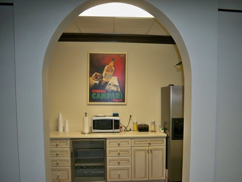 More Photos Of 2051 Trade Center Way, Naples Flex For Sale