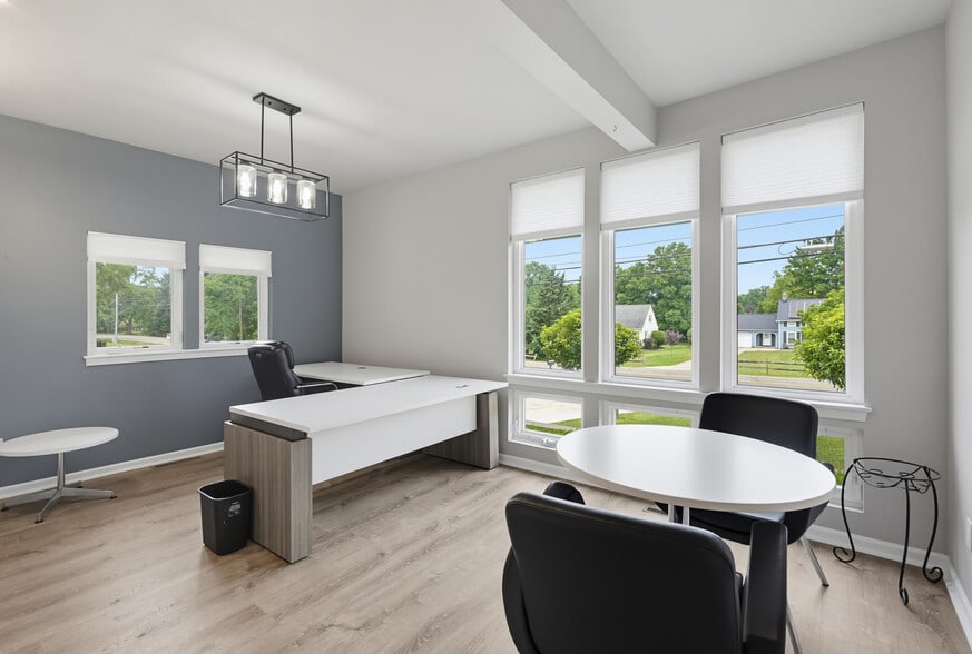 More Photos Of 9503 Brandywine Rd, Northfield Office For Lease