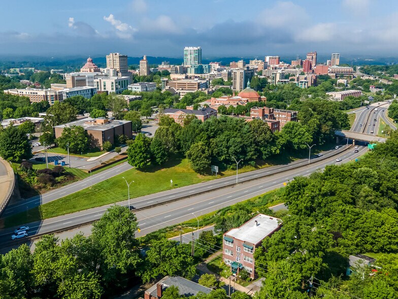 More Photos Of 42 Furman Ave, Asheville Apartments For Sale