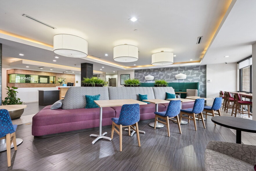 More Photos Of 5401 SW Loop 820, Fort Worth Hotel For Sale