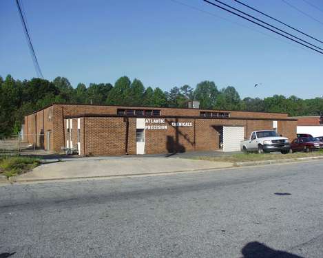 More Photos Of 2190 Defoor Hills Rd NW, Atlanta Light Distribution For Sale