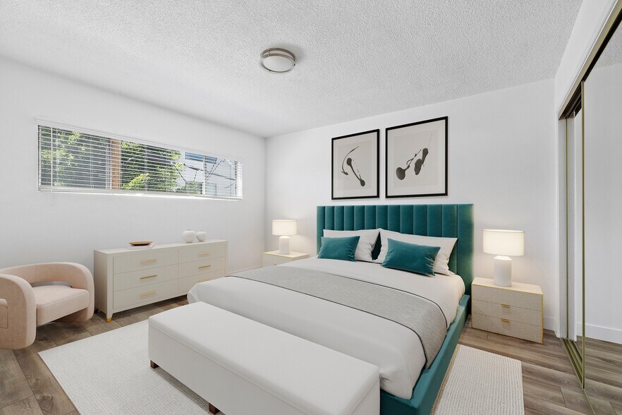More Photos Of 1301 N Mansfield Ave, Los Angeles Apartments For Sale