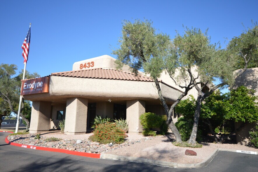 More Photos Of 8433 N Black Canyon Fwy, Phoenix Office For Lease