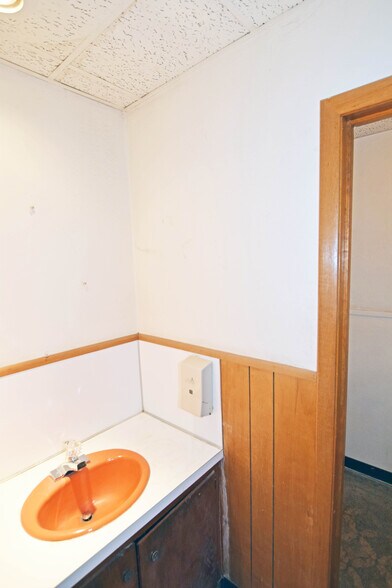 More Photos Of 1073 N FM 1936, Odessa Warehouse For Sale