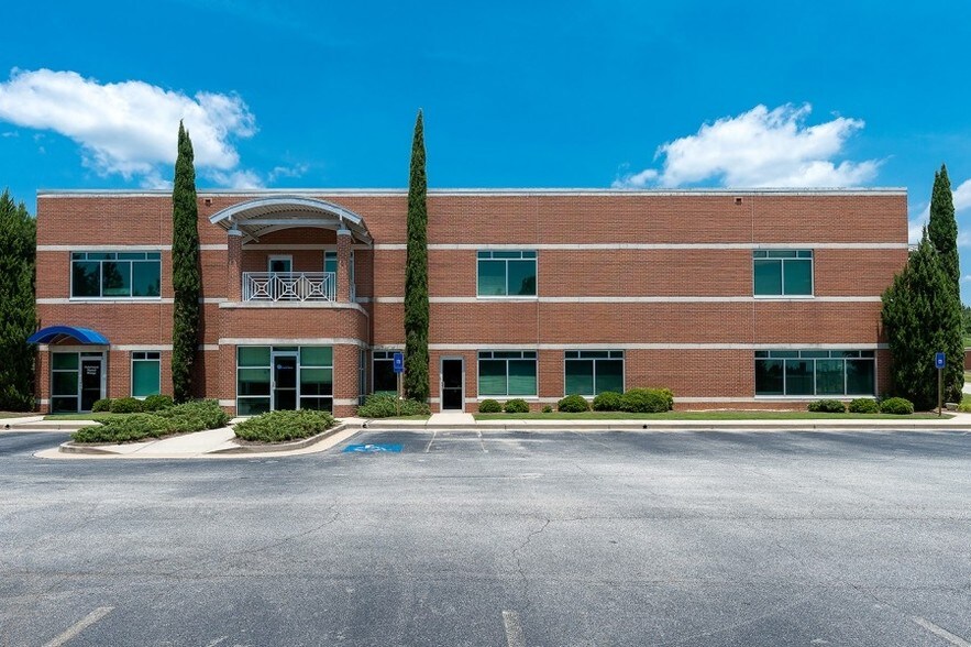 More Photos Of 915-921 Eagles Landing Pky, Stockbridge Medical For Lease