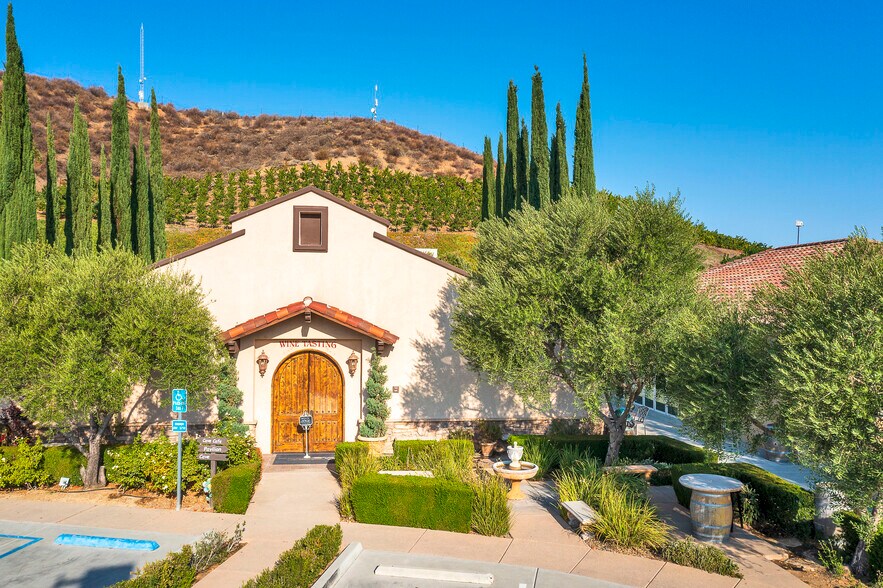 More Photos Of 36522 Via Verde, Temecula Winery Vineyard For Sale